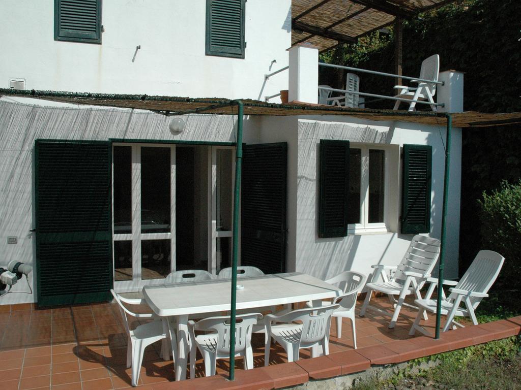 Casa Del Mandorlo Apartment Marina di Campo Bagian luar foto